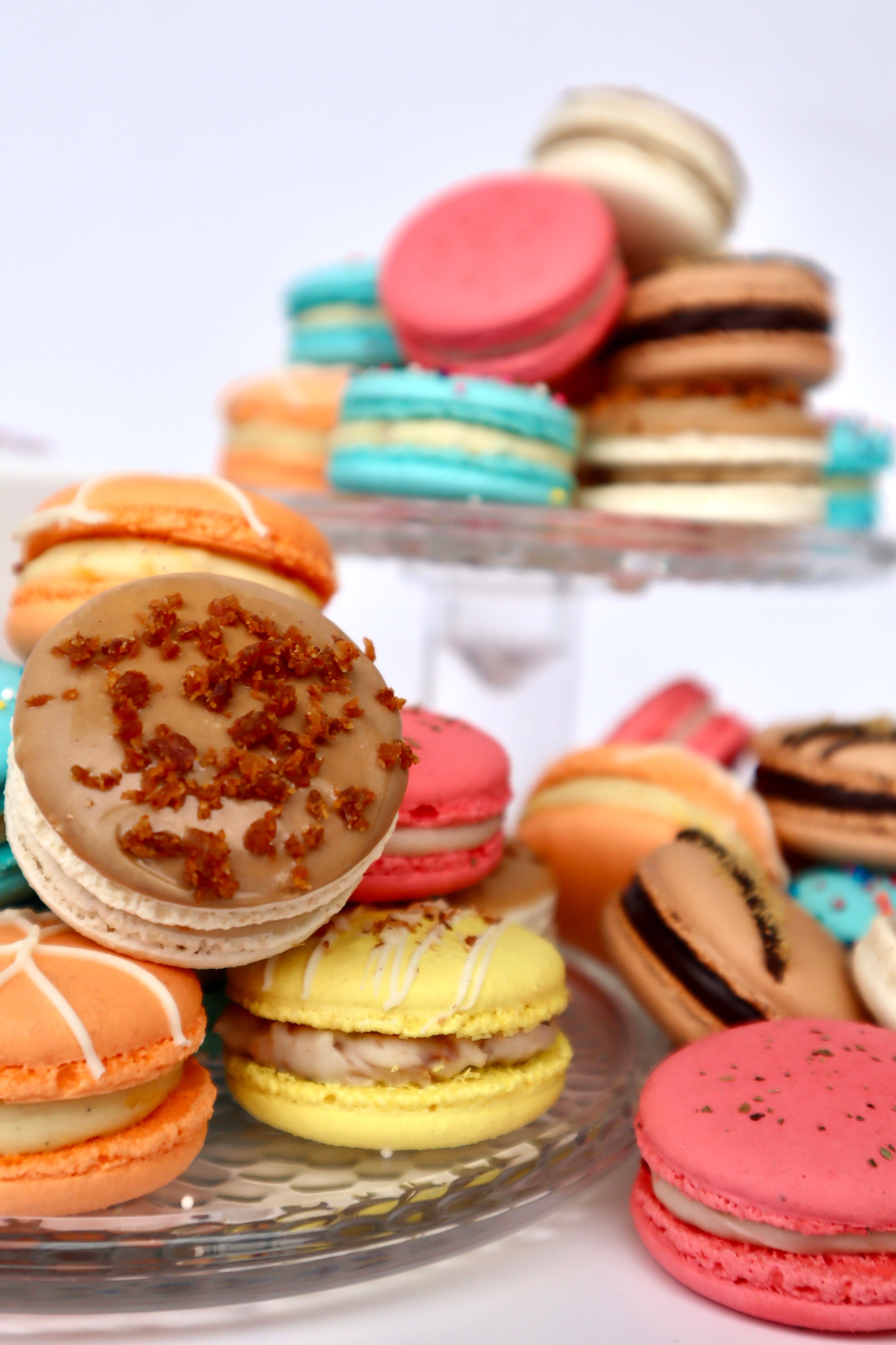 Customizable Box of Six Macarons